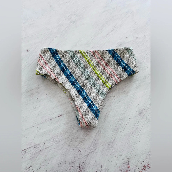 Free People Aila Blue Printed Pixie Smocked Bikini Bottom Size Small NWOT $119 - Picture 4 of 8